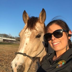 Meet your Posher, Kim